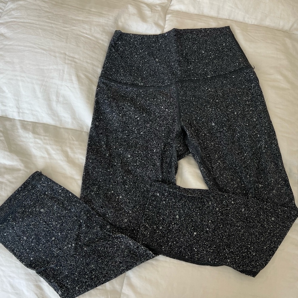 Lululemon - Align Crop